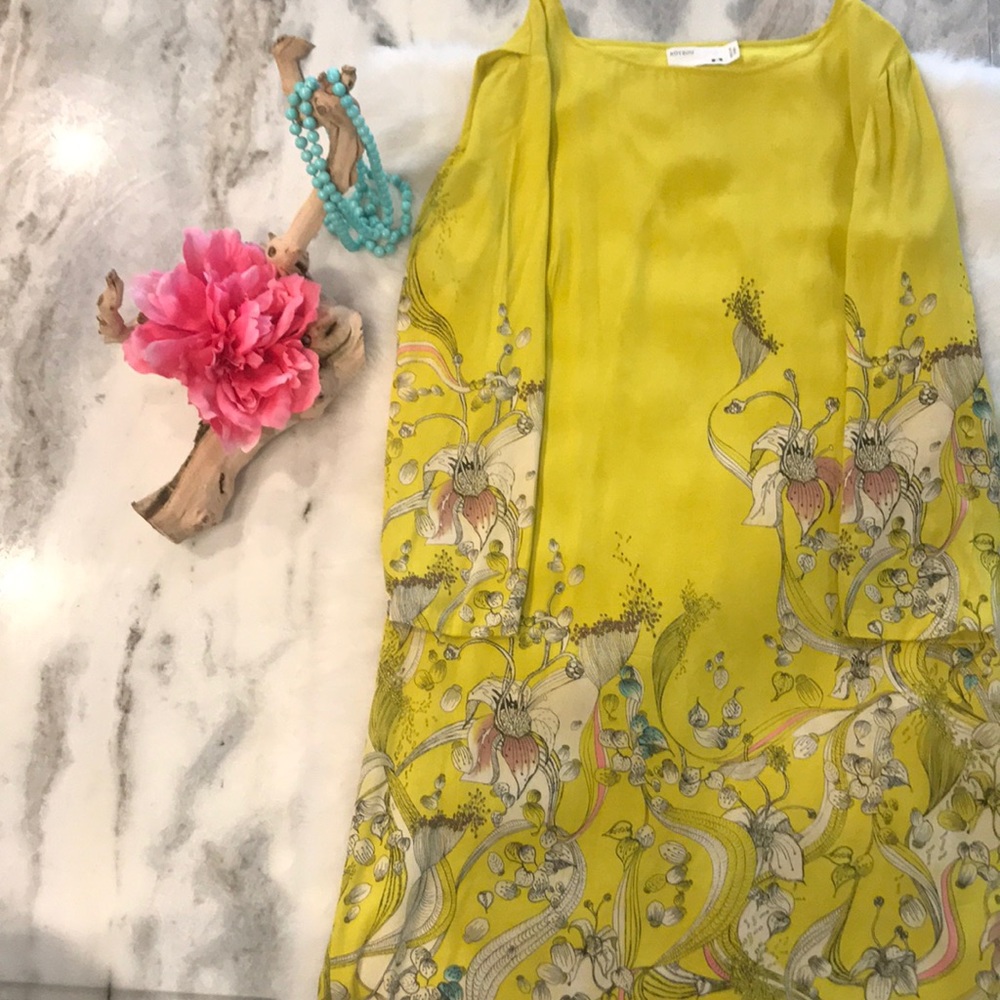 Bright, Beautiful Rutzou Shift dress!